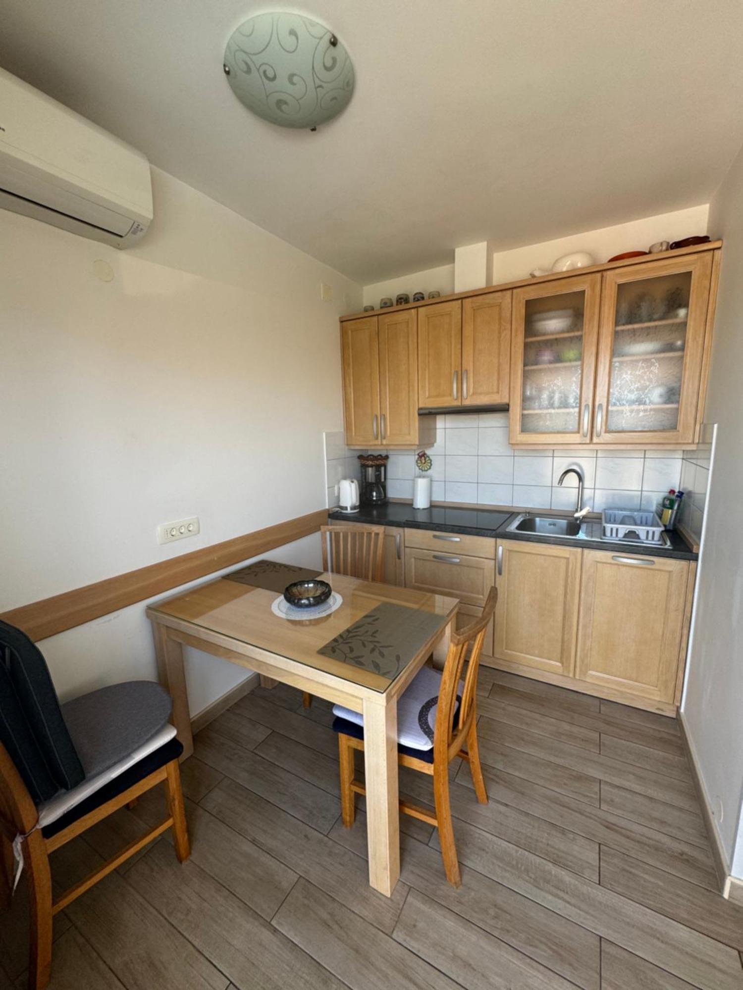 Apartments And Rooms Orazem Zoro بورتوروز المظهر الخارجي الصورة