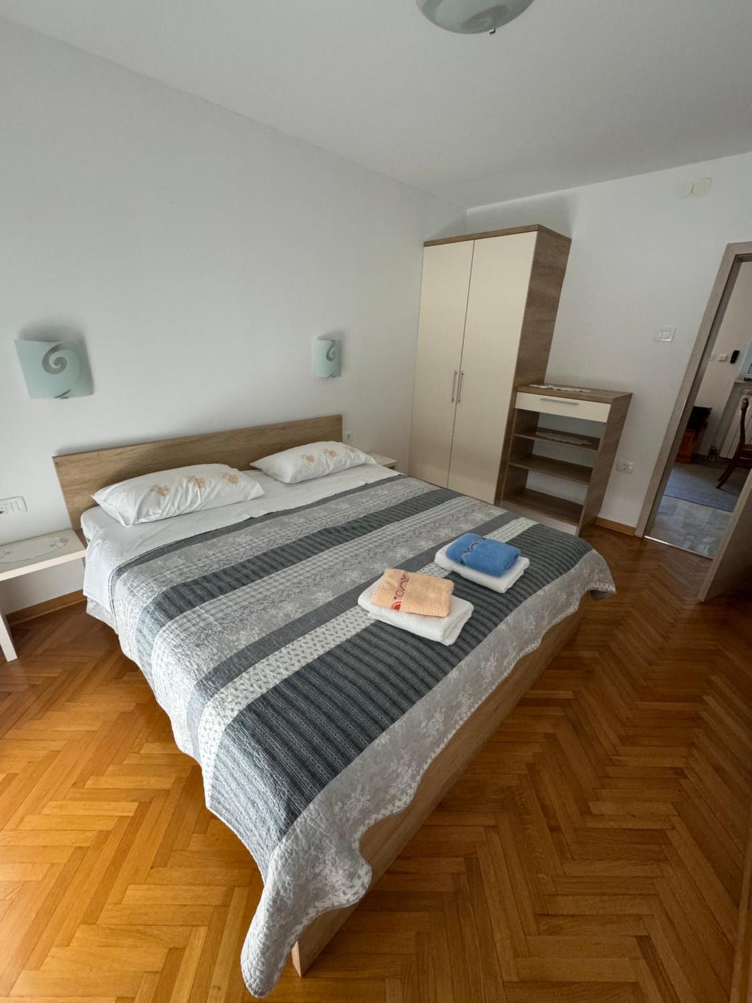 Apartments And Rooms Orazem Zoro بورتوروز المظهر الخارجي الصورة